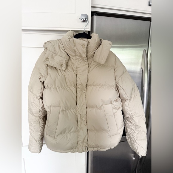 Lululemon Wunder Puff Jacket 4 - Picture 2 of 3